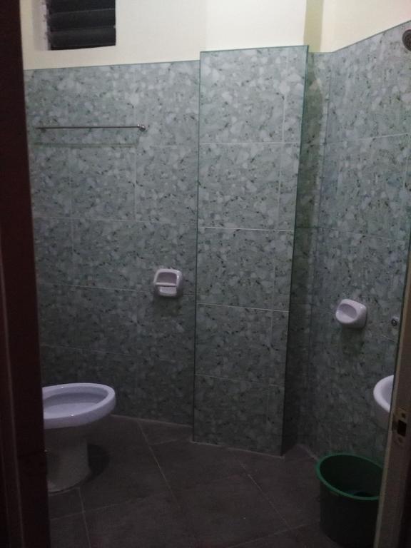 Aranas-Carillo Travellers Inn Kalibo Δωμάτιο φωτογραφία