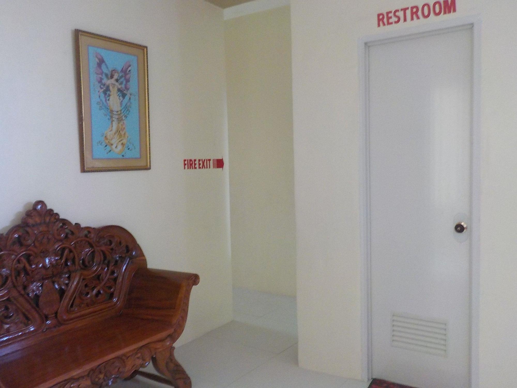 Aranas-Carillo Travellers Inn Kalibo Εξωτερικό φωτογραφία