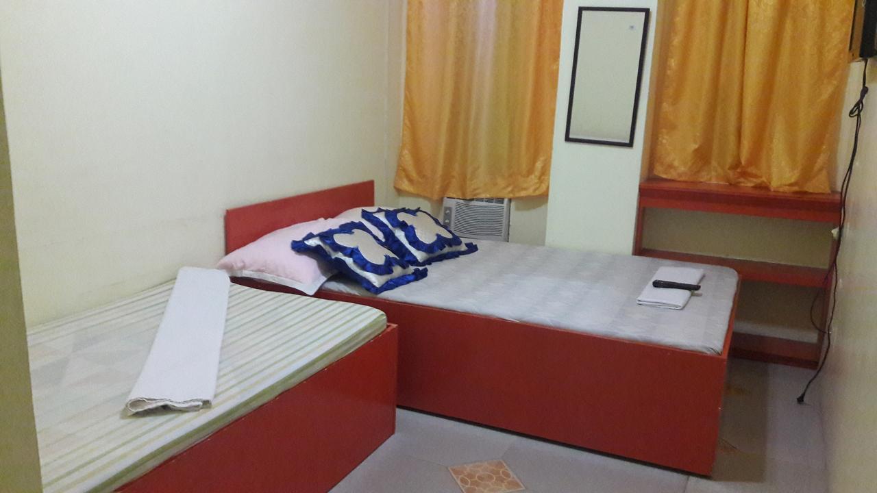 Aranas-Carillo Travellers Inn Kalibo Εξωτερικό φωτογραφία
