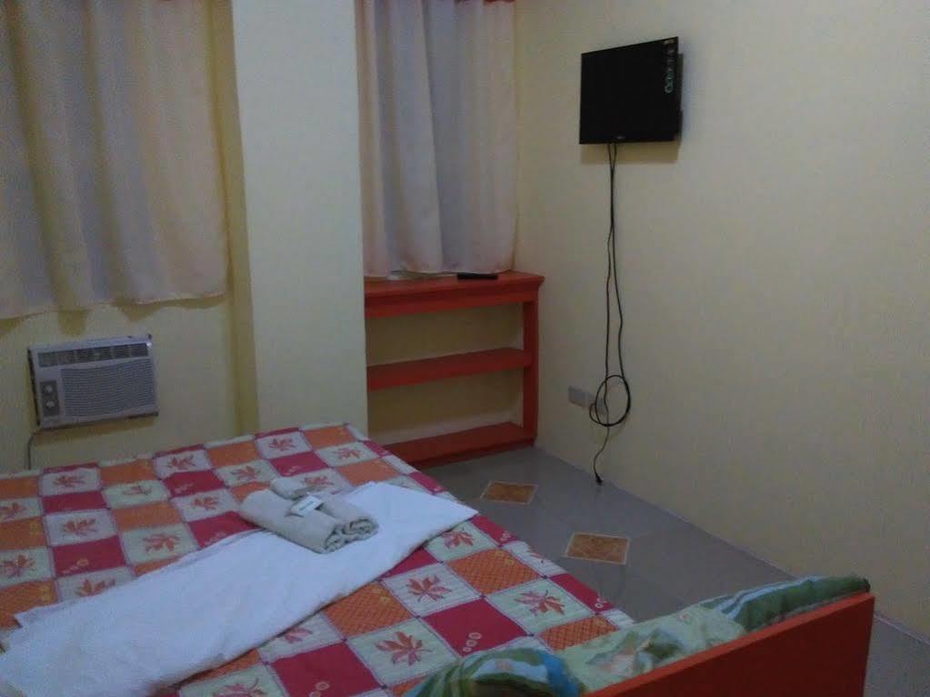 Aranas-Carillo Travellers Inn Kalibo Εξωτερικό φωτογραφία